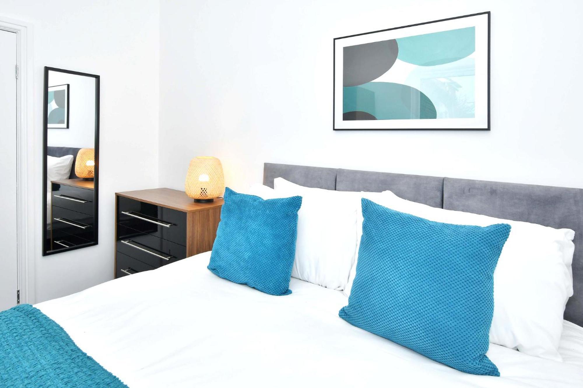 Etruria Gilman House By Truestays - 4 Bedroom House In Stoke-On-Trent מראה חיצוני תמונה
