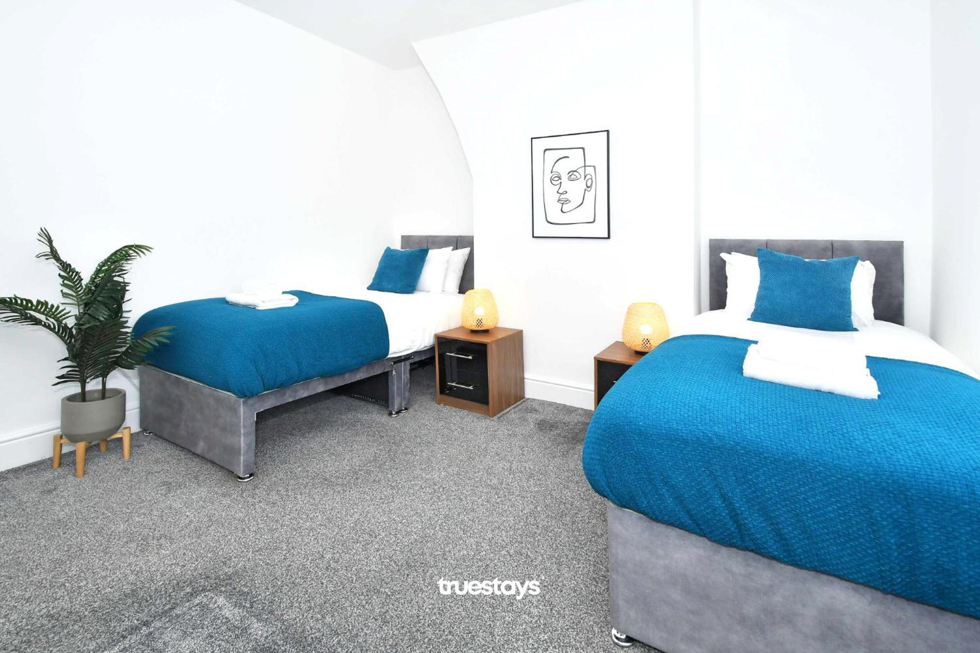Etruria Gilman House By Truestays - 4 Bedroom House In Stoke-On-Trent מראה חיצוני תמונה