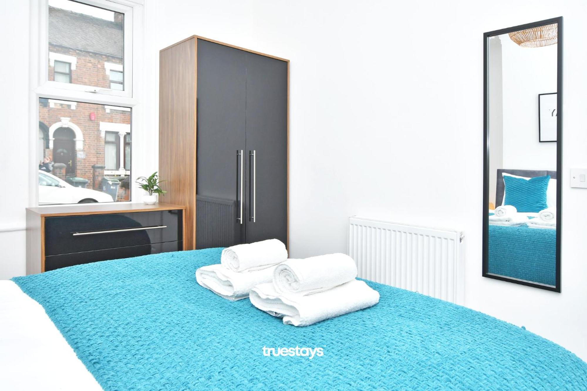 Etruria Gilman House By Truestays - 4 Bedroom House In Stoke-On-Trent מראה חיצוני תמונה